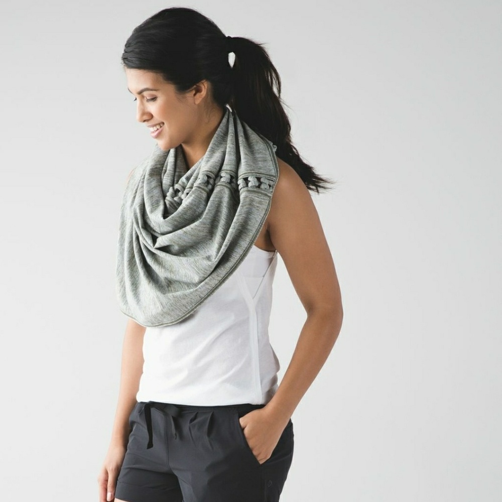 Lululemon Vinyasa Scarf (Braid)